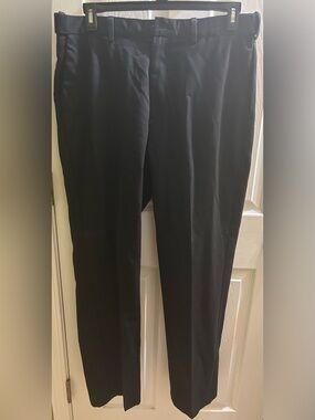 Covington Men’s Dress Pants in Black